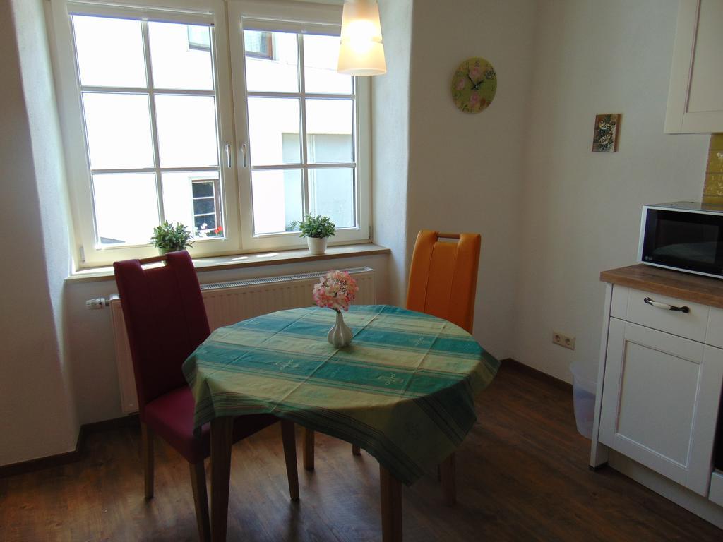Ferienwohnung Bergblick /Moseltal 布尔根 外观 照片