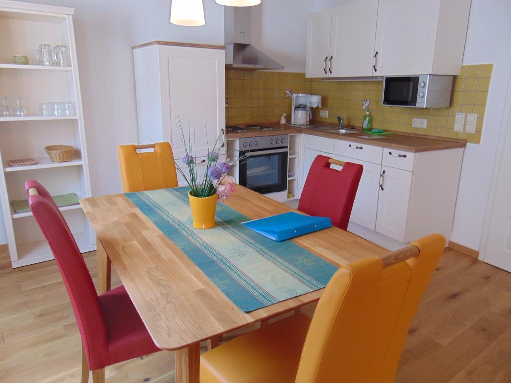 Ferienwohnung Bergblick /Moseltal 布尔根 外观 照片