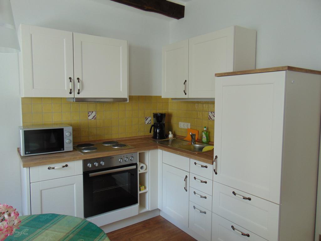 Ferienwohnung Bergblick /Moseltal 布尔根 外观 照片
